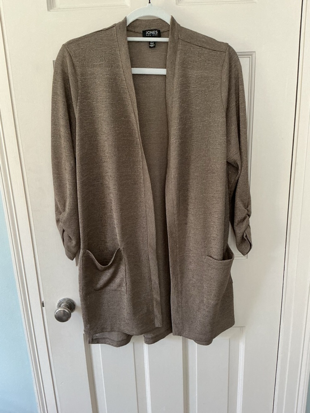 Jones New York Lightweight Taupe Open-Front Cardigan with Pockets